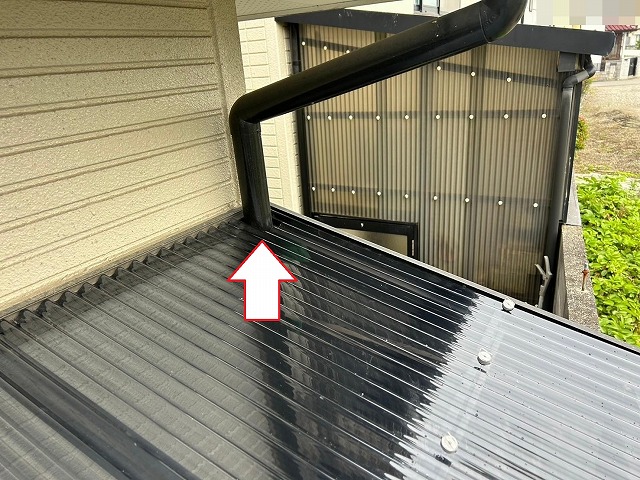 甲斐市　波板工事　波板ポリカ　張り替え工事　火災保険適用